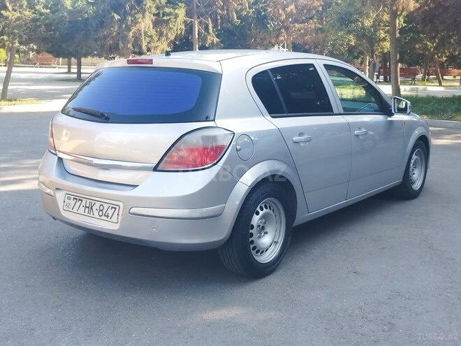 Opel Astra 2004, 325,000 km - 1.4 л - Bakı