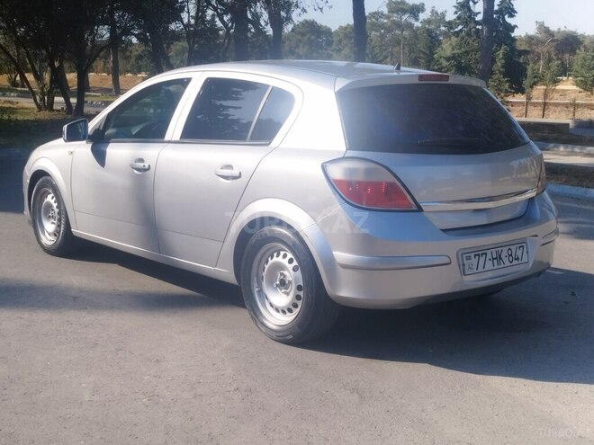 Opel Astra 2004, 325,000 km - 1.4 л - Bakı