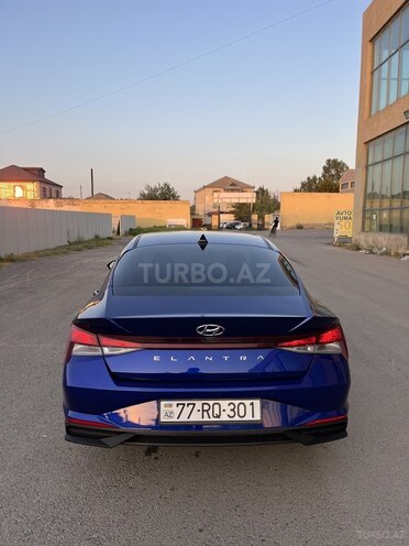 Hyundai Elantra 2023, 23,720 km - 1.6 л - Salyan