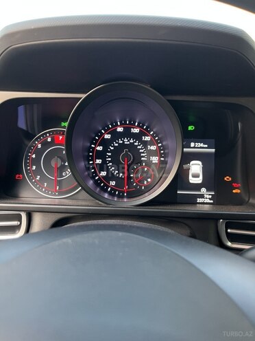 Hyundai Elantra 2023, 23,720 km - 1.6 л - Salyan