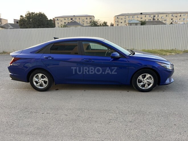 Hyundai Elantra 2023, 23,720 km - 1.6 л - Salyan