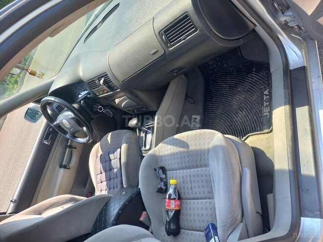 Volkswagen Jetta 2003, 280,000 km - 2.0 л - Gəncə