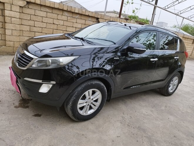 Kia Sportage 2012, 189,000 km - 2.0 l - Salyan
