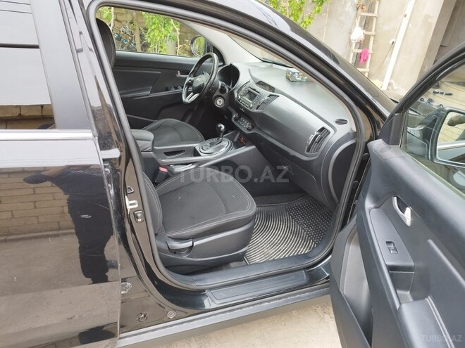 Kia Sportage 2012, 189,000 km - 2.0 l - Salyan