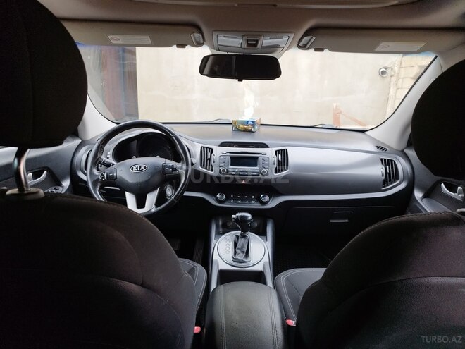 Kia Sportage 2012, 189,000 km - 2.0 l - Salyan