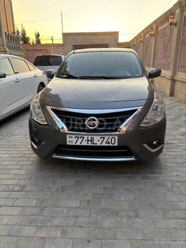 Nissan Sunny 2018, 74,300 km - 1.5 л - Bakı