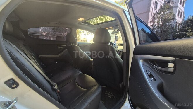 Hyundai Elantra 2015, 209,000 km - 1.8 l - Xırdalan