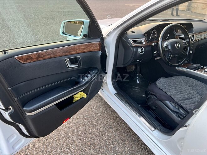 Mercedes E 200 d 2014, 371,109 km - 2.1 л - Ucar