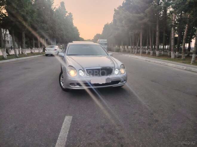 Mercedes E 270 2002, 320,000 km - 2.7 l - Sumqayıt