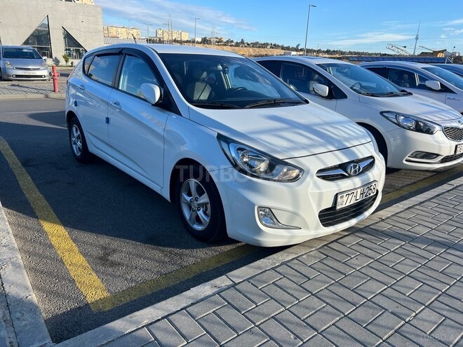 Hyundai Accent 2013, 245,000 km - 1.6 l - Bakı