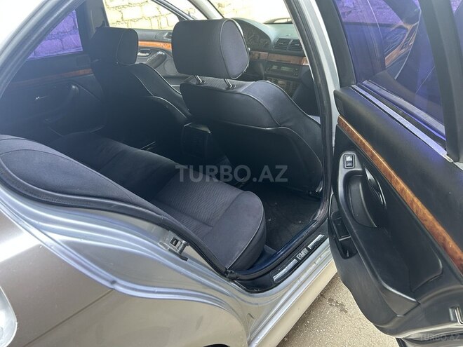 BMW 523 1996, 655,576 km - 2.5 l - Astara