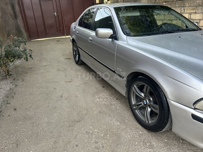BMW 523 1996, 655,576 km - 2.5 l - Astara