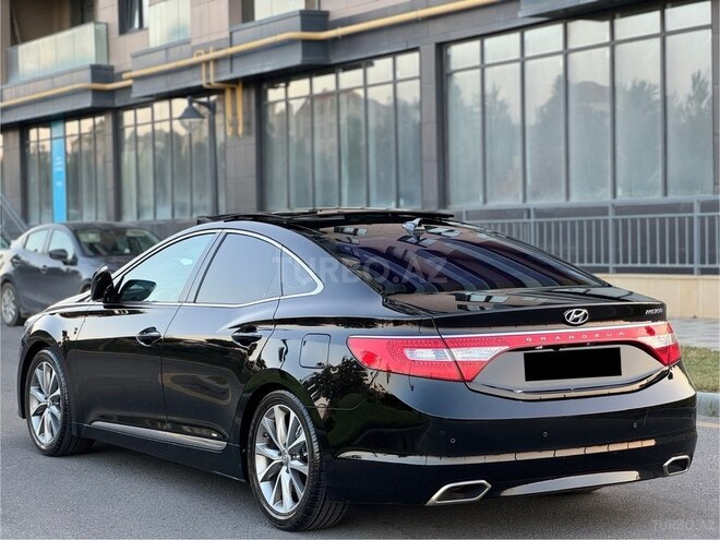 Hyundai Grandeur 2015, 130,000 km - 2.2 l - Bakı