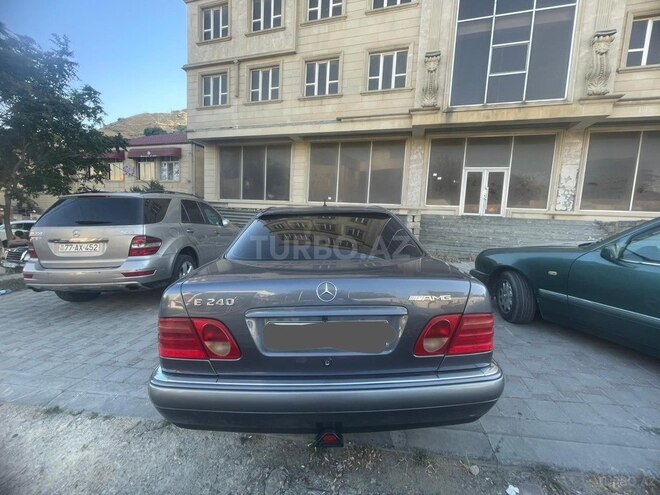 Mercedes E 240 1998, 335,000 km - 2.4 l - Bakı