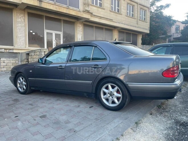 Mercedes E 240 1998, 335,000 km - 2.4 l - Bakı