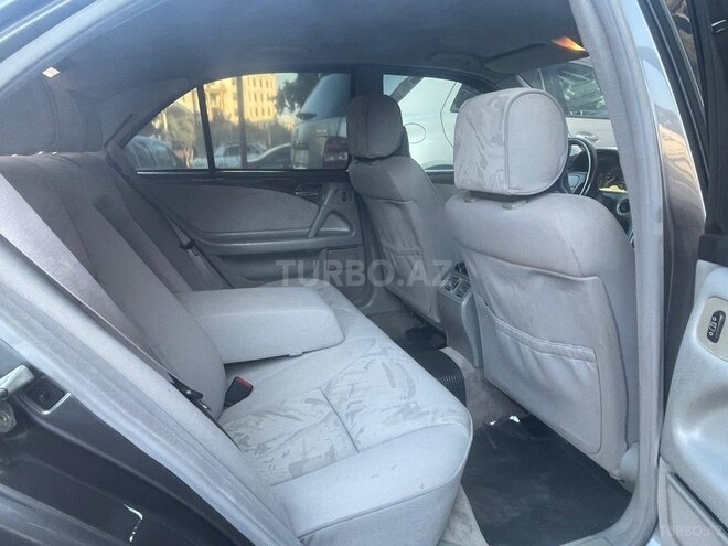 Mercedes E 240 1998, 335,000 km - 2.4 l - Bakı