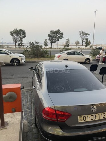 Volkswagen Passat (North America) 2015, 253,000 km - 1.8 l - Bakı