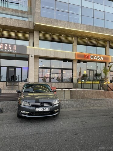 Volkswagen Passat (North America) 2015, 253,000 km - 1.8 l - Bakı
