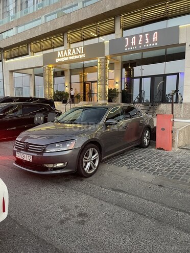Volkswagen Passat (North America) 2015, 253,000 km - 1.8 l - Bakı