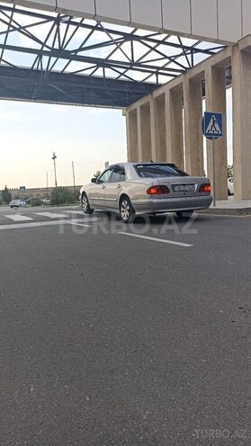 Mercedes E 220 d 1998, 213,000 km - 2.2 l - Sumqayıt