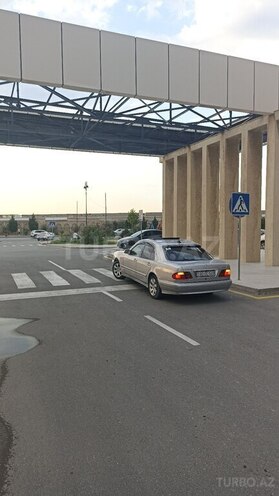 Mercedes E 220 d 1998, 213,000 km - 2.2 l - Sumqayıt