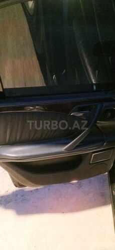 Mercedes E 240 2001, 450,000 km - 2.6 л - Saatlı