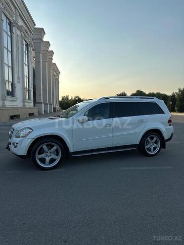 Mercedes GL 550 2008, 270,000 km - 5.5 l - Ağdaş