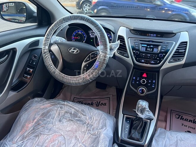 Hyundai Elantra 2015, 100,000 km - 1.8 л - Sumqayıt