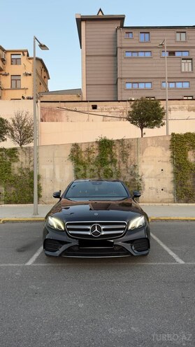 Mercedes E 220 d 2019, 194,500 km - 2.0 l - Bakı