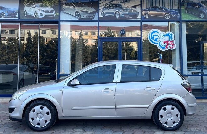 Opel Astra 2009, 215,000 km - 1.4 l - Sumqayıt