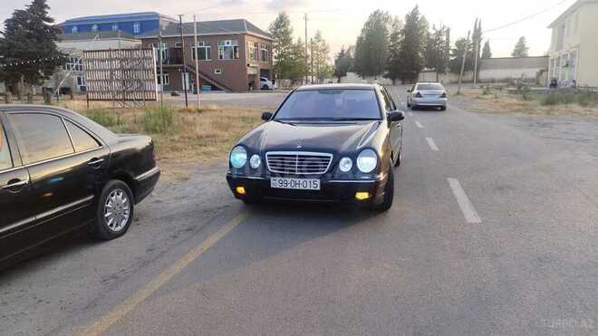 Mercedes E 270 2001, 791,665 km - 2.7 l - Astara