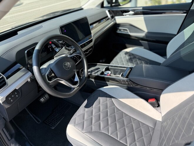 Volkswagen ID.6 Crozz 2023, 31,000 km - 0.0 л - Bakı