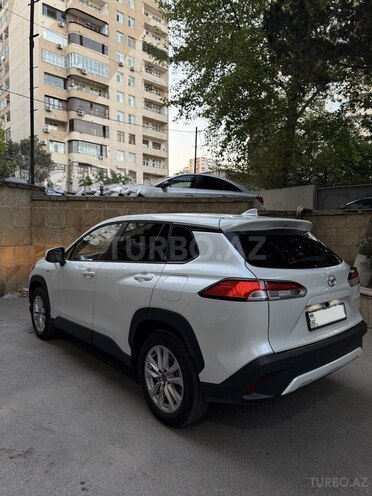 Toyota Corolla Cross 2024, 15,000 km - 2.0 л - Bakı