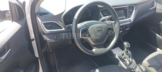 Hyundai Accent 2021, 130,357 km - 1.6 л - Bakı