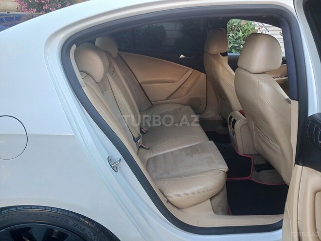 Volkswagen Passat 2009, 124,437 km - 2.0 l - Bakı