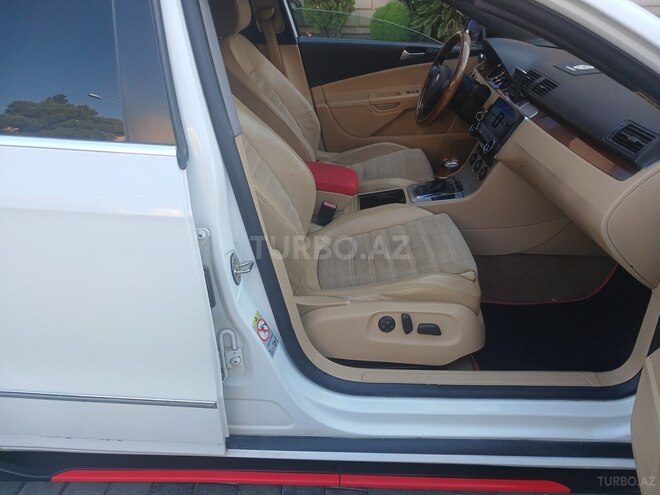 Volkswagen Passat 2009, 124,437 km - 2.0 l - Bakı