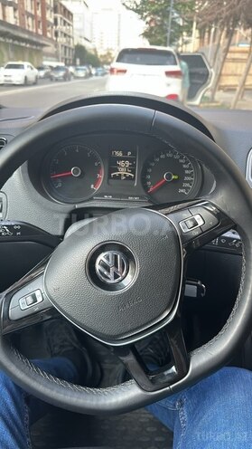 Volkswagen Polo 2019, 90,000 km - 1.6 л - Bakı