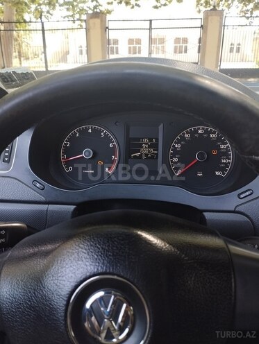 Volkswagen Jetta 2011, 241,529 km - 2.5 l - Mingəçevir