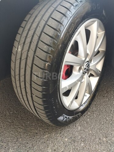 Volkswagen Jetta 2011, 241,529 km - 2.5 l - Mingəçevir