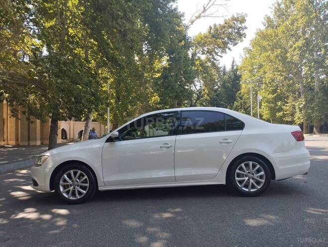 Volkswagen Jetta 2011, 241,529 km - 2.5 l - Mingəçevir
