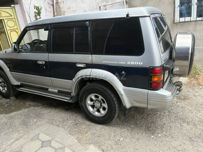 Mitsubishi Pajero 1995, 400,000 km - 2.8 l - Bakı