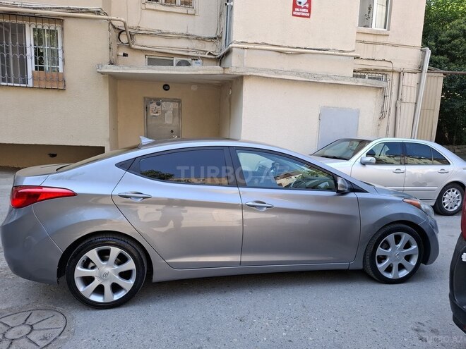 Hyundai Elantra 2011, 218,871 km - 1.8 л - Bakı
