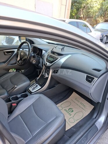 Hyundai Elantra 2011, 218,871 km - 1.8 л - Bakı