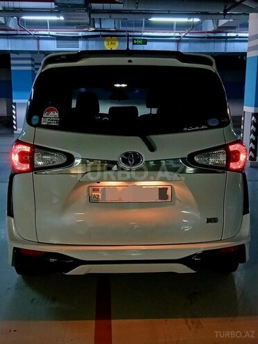 Toyota Sienta 2016, 6,800 km - 1.5 l - Bakı