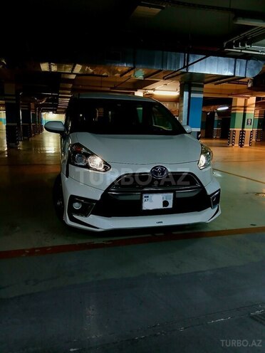 Toyota Sienta 2016, 6,800 km - 1.5 l - Bakı