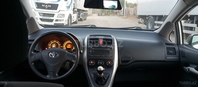 Toyota Auris 2007, 215,000 km - 1.4 л - Bakı
