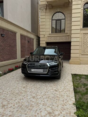 Audi Q5 2020, 145,000 km - 2.0 l - Bakı