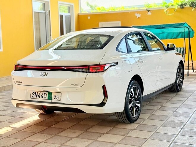 Changan Qiyuan A05 2025, 0 km - 1.5 л - Tovuz