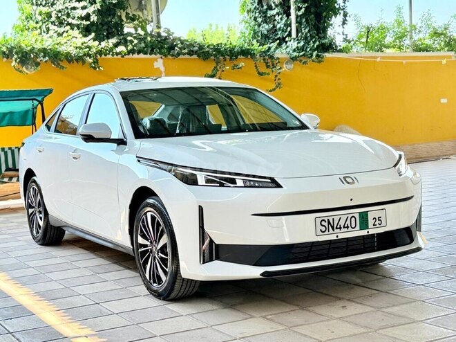 Changan Qiyuan A05 2025, 0 km - 1.5 л - Tovuz