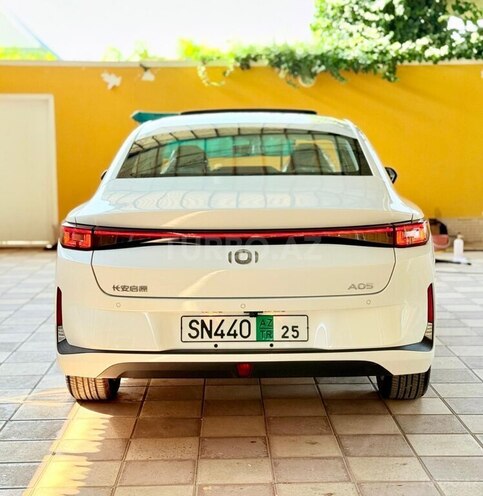 Changan Qiyuan A05 2025, 0 km - 1.5 л - Tovuz